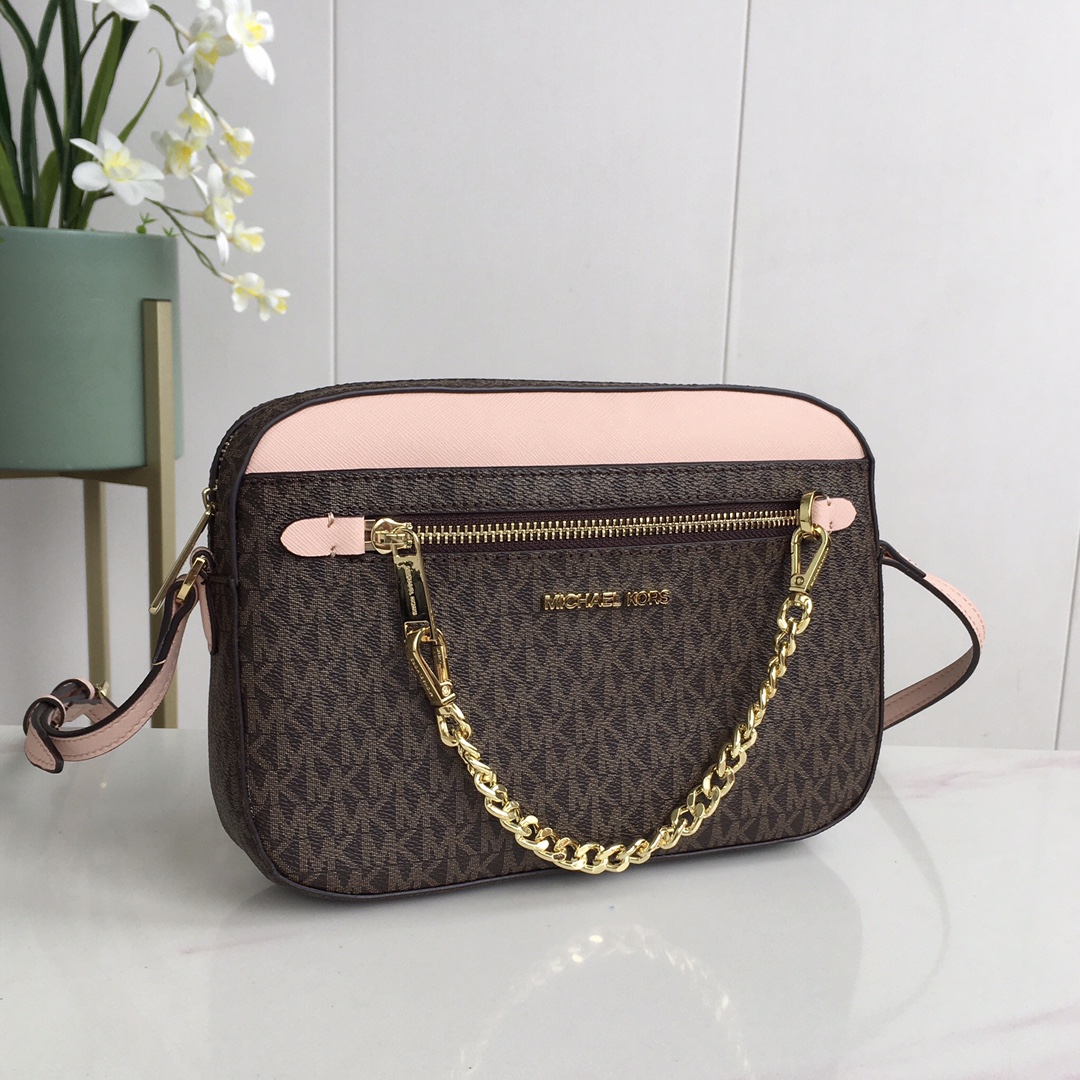 Michael Kors Women Fashion Cla - огляд і ціна Camera Leather Case