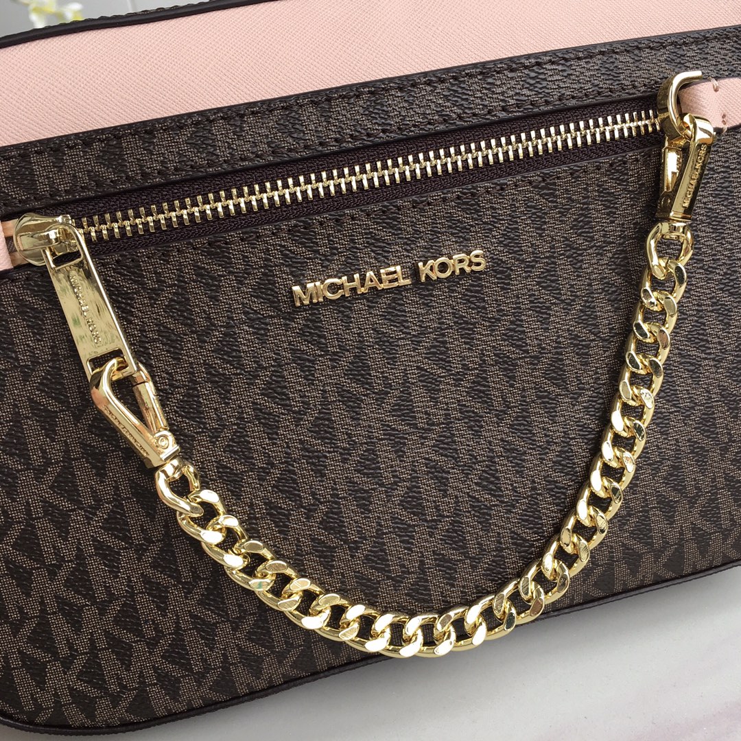 Michael Kors Women Fashion Cla - огляд і ціна Camera Leather Case
