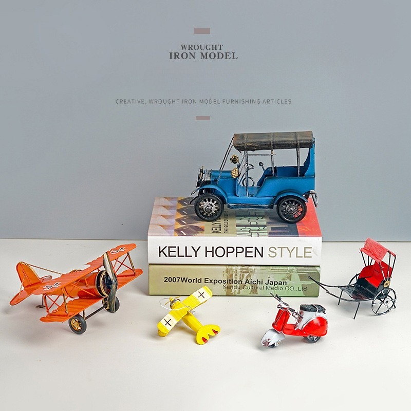 Vintage Retro Metal Plane Moto - огляд і ціна Vintage Collectible Tins