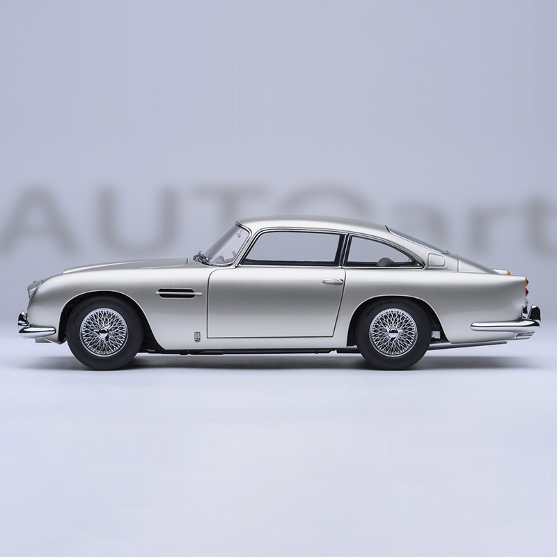 AUTOart 1:18 Scale Diecast All - огляд і ціна Vintage Collectible Classics