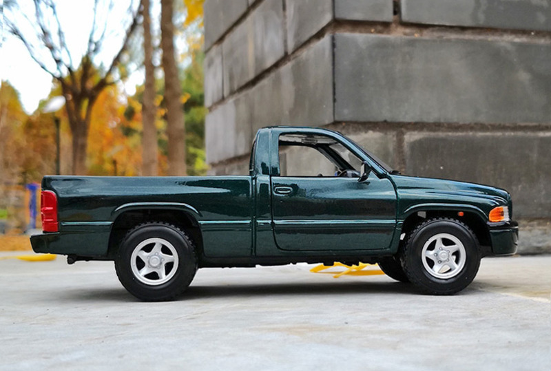 1/26 Rare New Arrival Special  - огляд і ціна Vintage Collectible Trucks