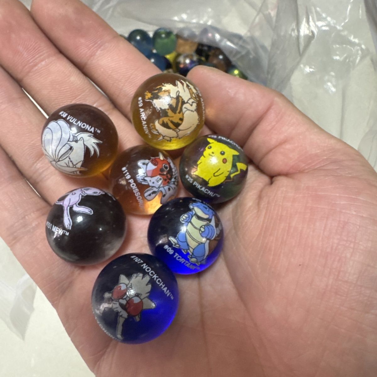 Pokémon Retro American First G - огляд і ціна Vintage Collectible Marbles